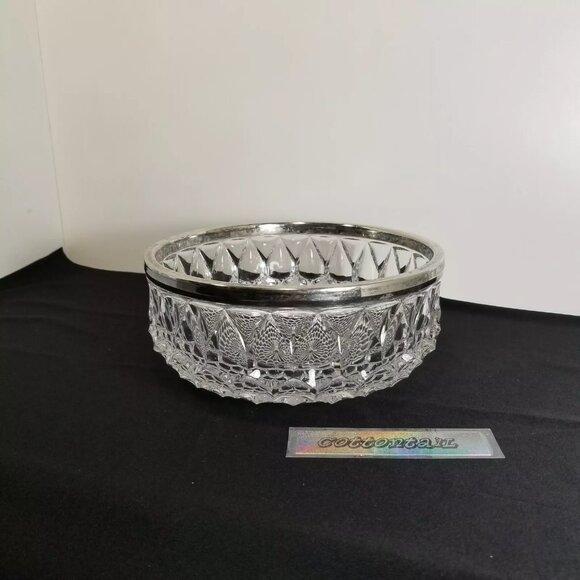 Silver Rimmed Tear Drop Cut Crystal Bowl - Perfect Condition PRE-OWNED Vintage - Picture 2 of 4